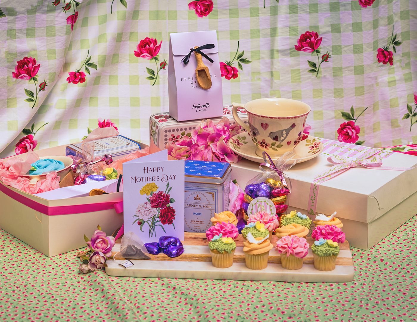 Mothers Day Luxury Gift Box (20% off)