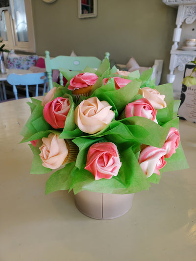 Floral Bouquet - Mini Cupcakes