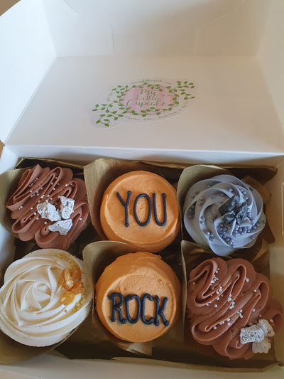 Dad Rocks!  Deluxe Regular Cupcakes