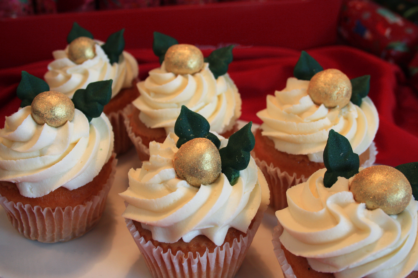 Deluxe Vegan Cupcakes