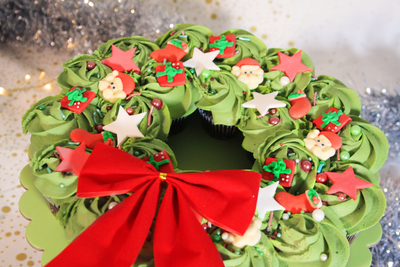 Merry & Bright Cupcake Wreath