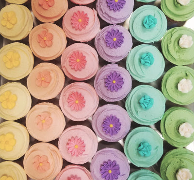 Classic Floral Cupcakes