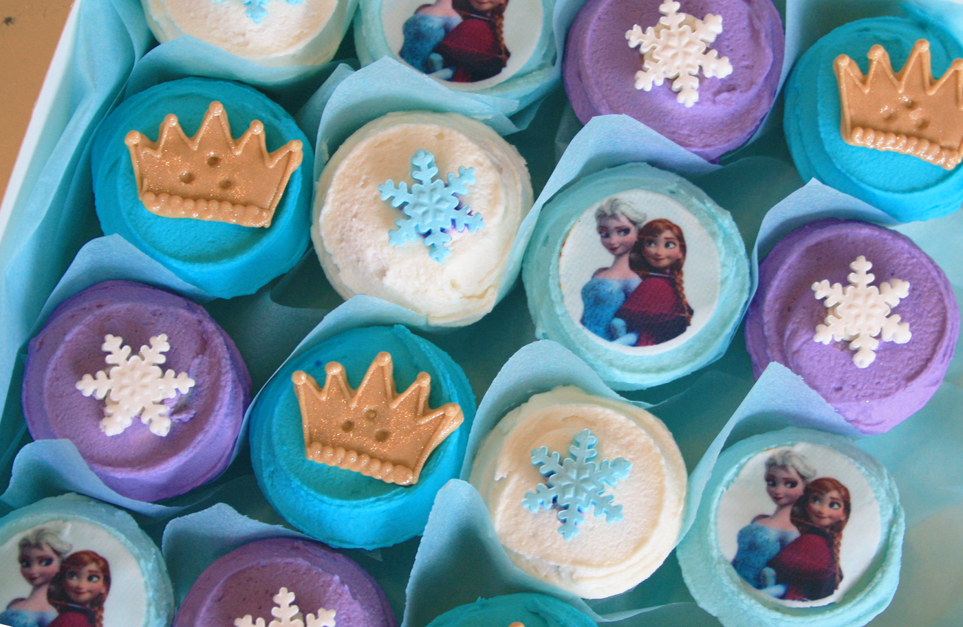 Ice Princess Cupcakes - My Little Cupcake