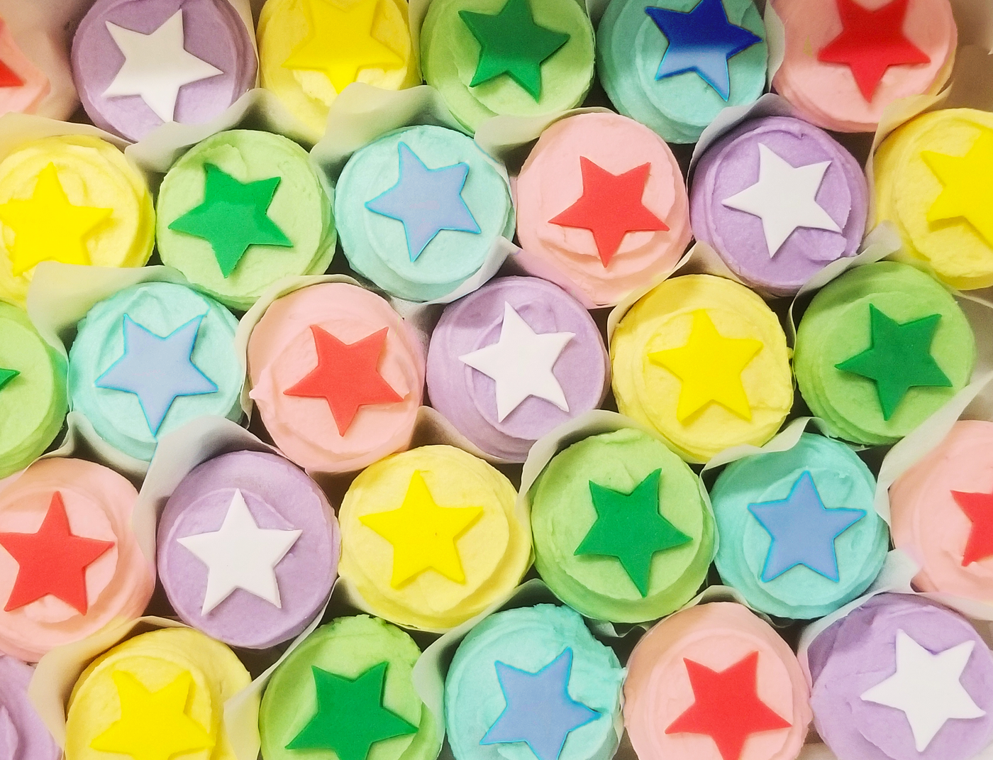 Pastel Stars - My Little Cupcake